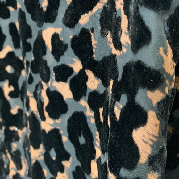 Guess velvet leopard sheer burnout Fariy gothic top size XS whichy whimsy goth - Picture 5 of 7